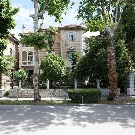Barbara Apartment