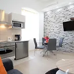 Barbara Apartment Split